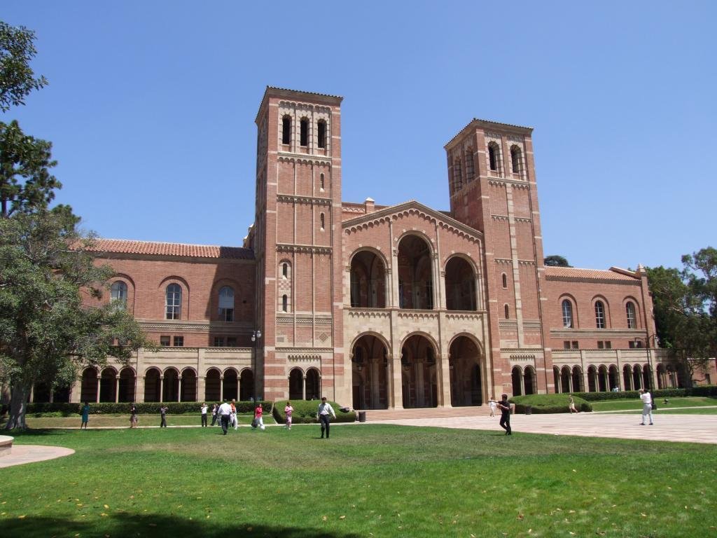 美国加利福尼亚州立大学(简称加州州立大学,csu),是美国加州政府于