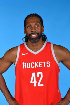 内内·希拉里奥