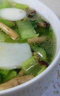 海带青菜年糕汤