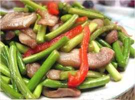 青椒蒜苗炒猪头肉