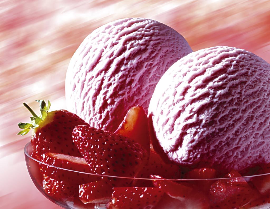 草莓冰激凌怎么做_草莓冰激凌的做法_Amy是大姐姐_豆果美食