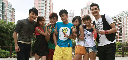 《爱情公寓消消消》上演“超时空同居”