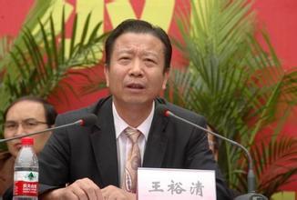 董事会董事,副院长:李花 院长助理,董事会秘书,党政办公室主任:尚敏