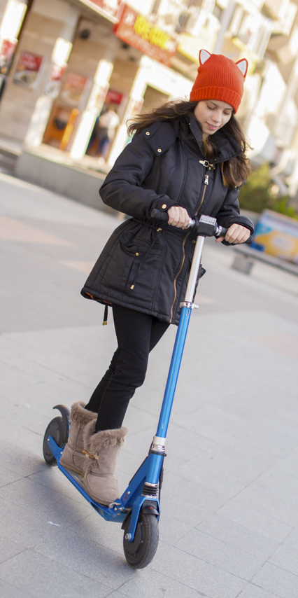 国内的电动滑板车什么牌子的质量好?_360问答