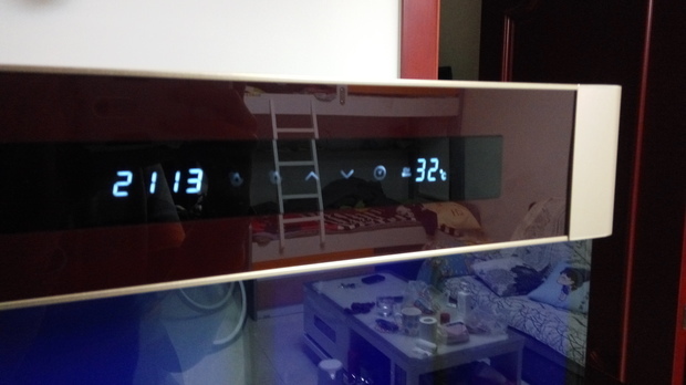 鹦鹉鱼变白 - 网志问答