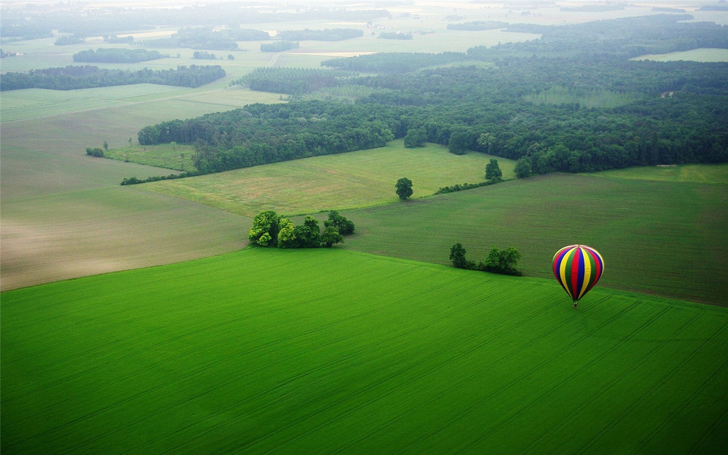 运载梦想的热气球风景桌面壁纸_360社区
