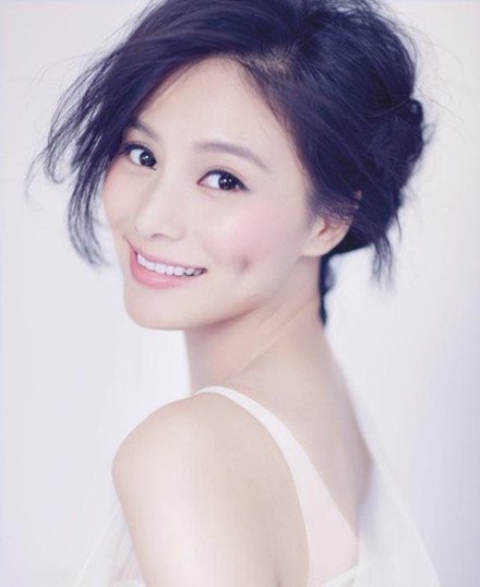 中国内地女演员,毕业于上海戏剧学院表演系2001级本科