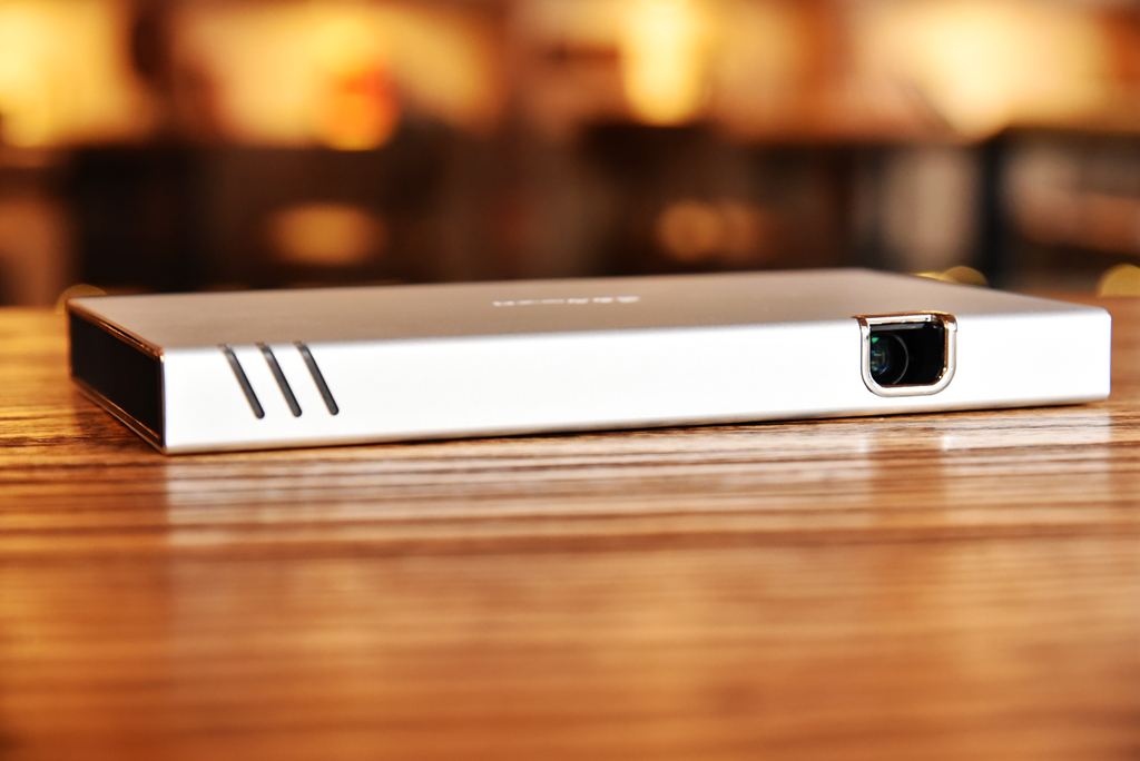 自带黑科技的酷乐视x6c精英版投影体验