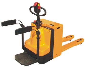 搬运车发展正在向第四代发展