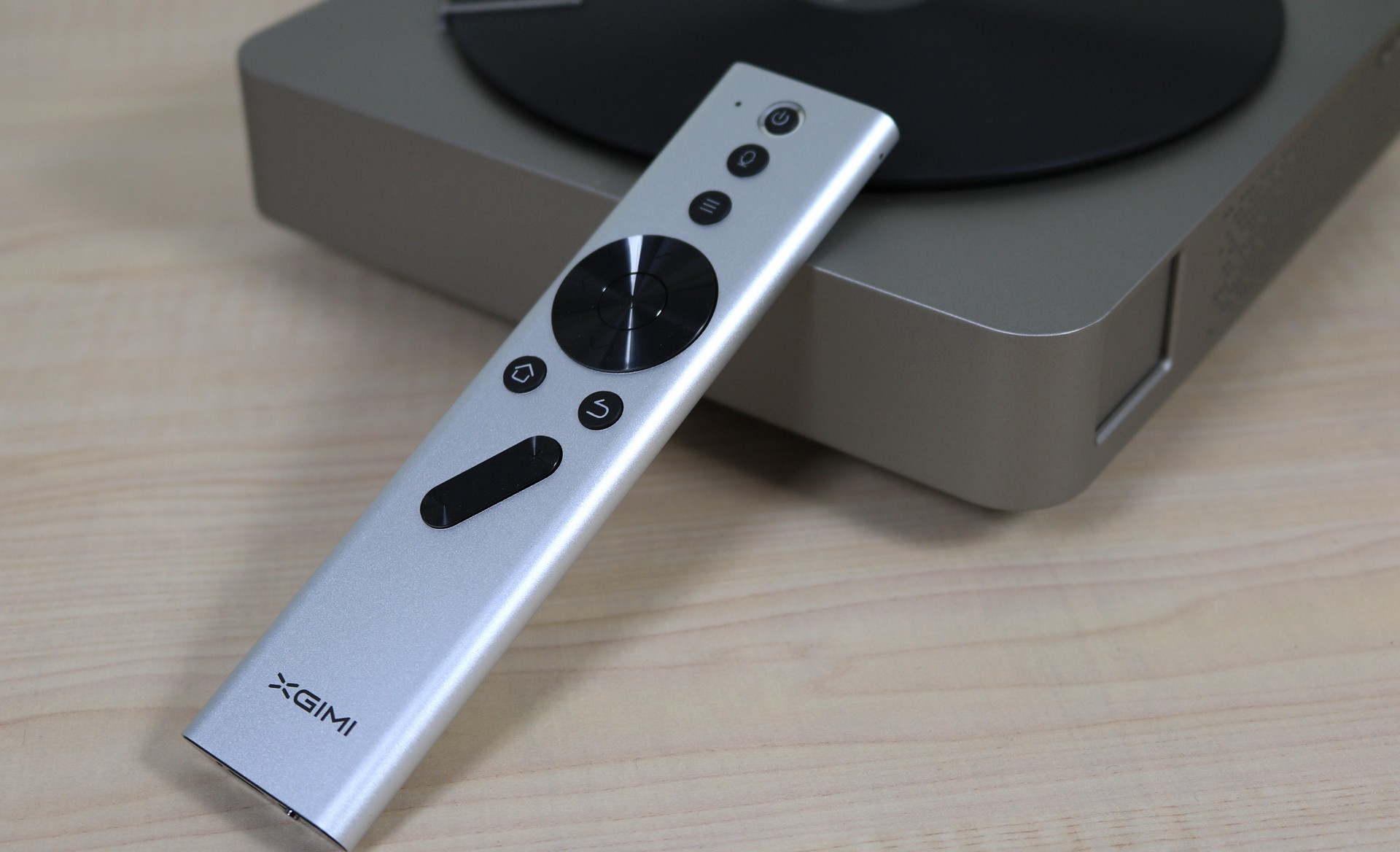 极米z4极光——创领家庭影院新时代