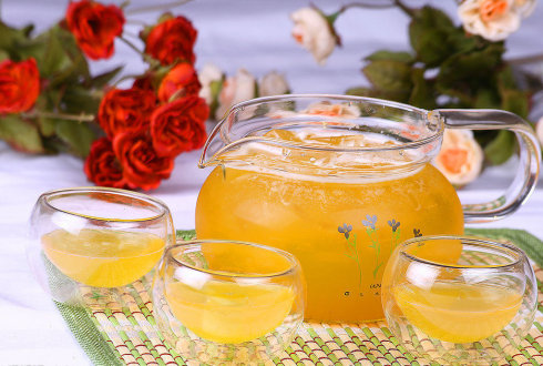 橄榄泡水治咽干咽痛