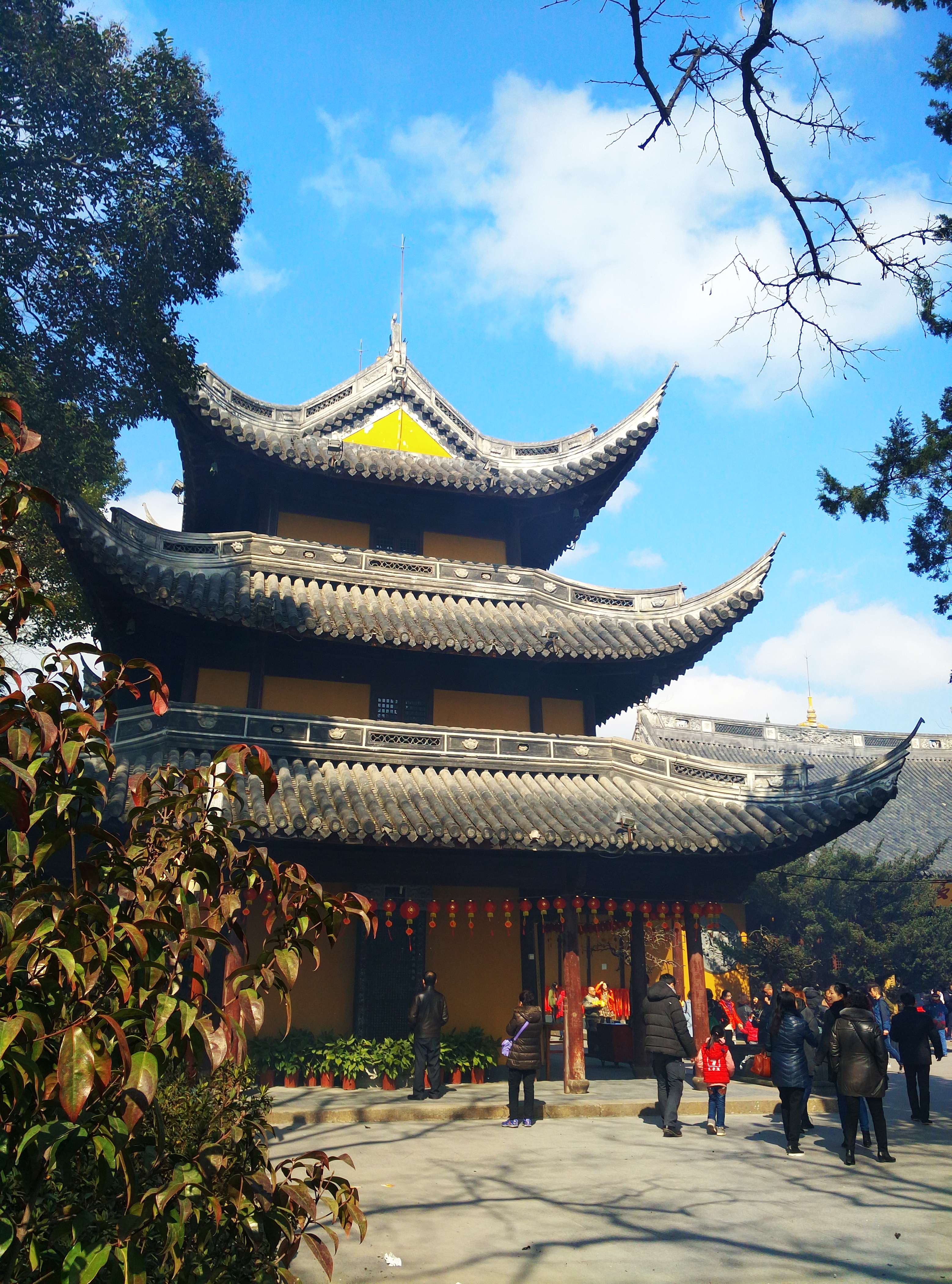 【360纪实】香火很旺的江南千年古刹——上海龙华寺