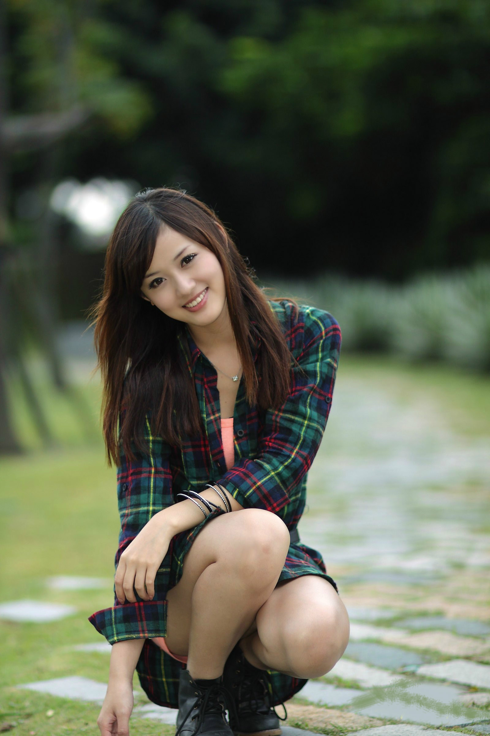 【360资源组】美女外拍--[32p]