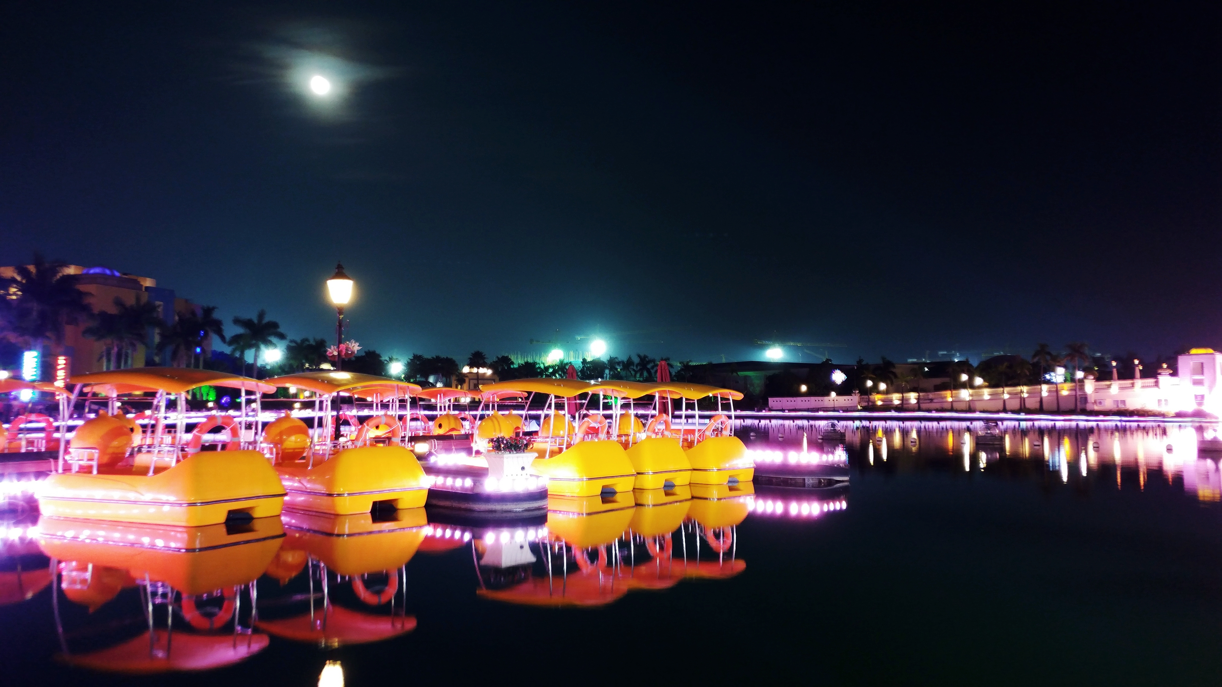 这样的夜景蹲点四天拍摄,360q5p还原他的美,嗯,还挺美