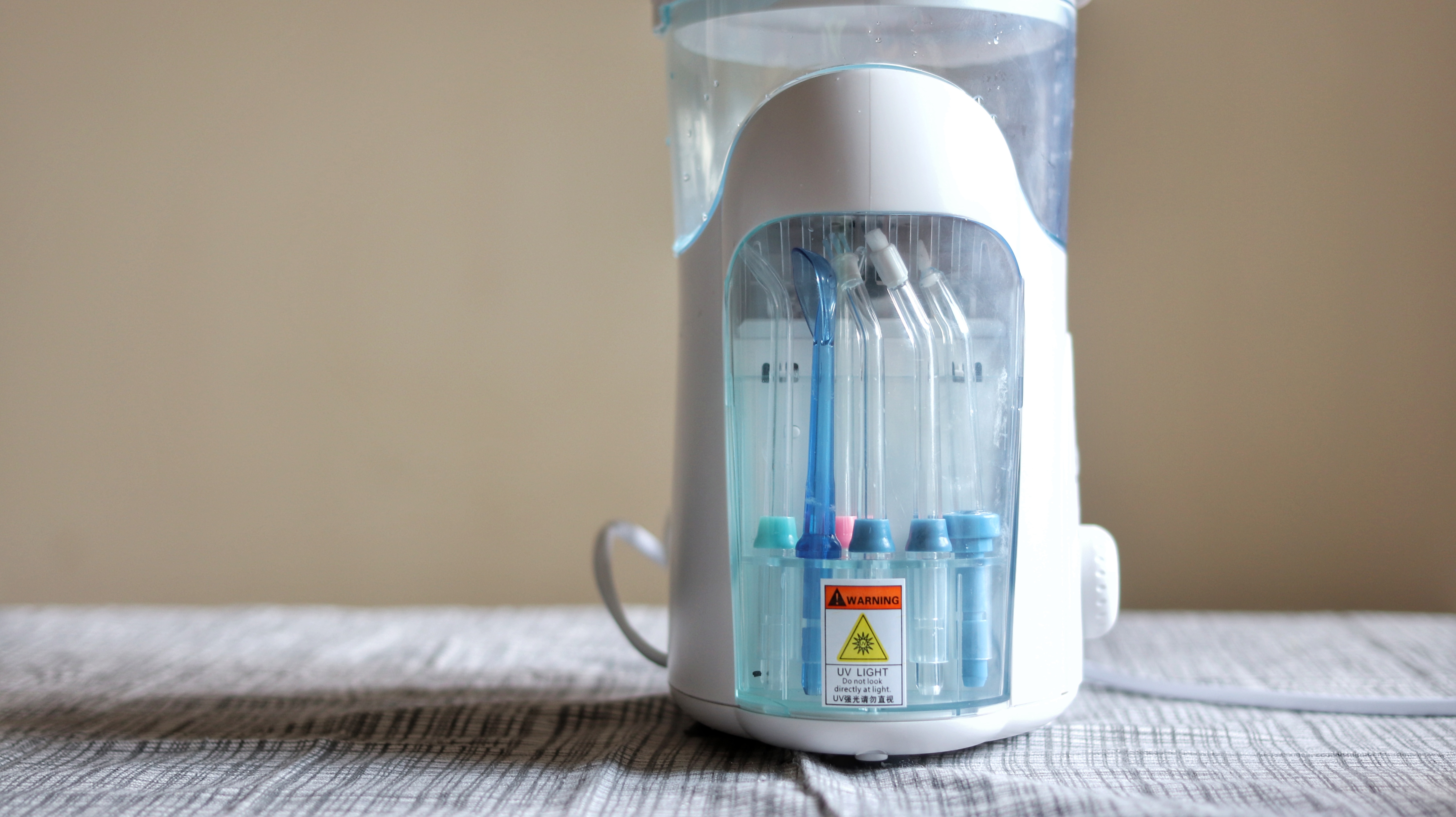 关爱牙齿,绽放自信笑容——心诺x809冲牙器评测