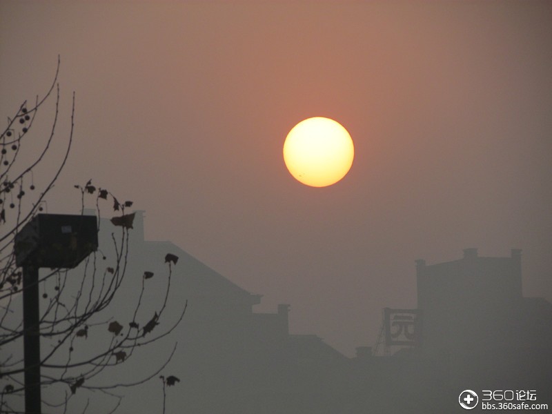 城市早晨的太阳图片图片