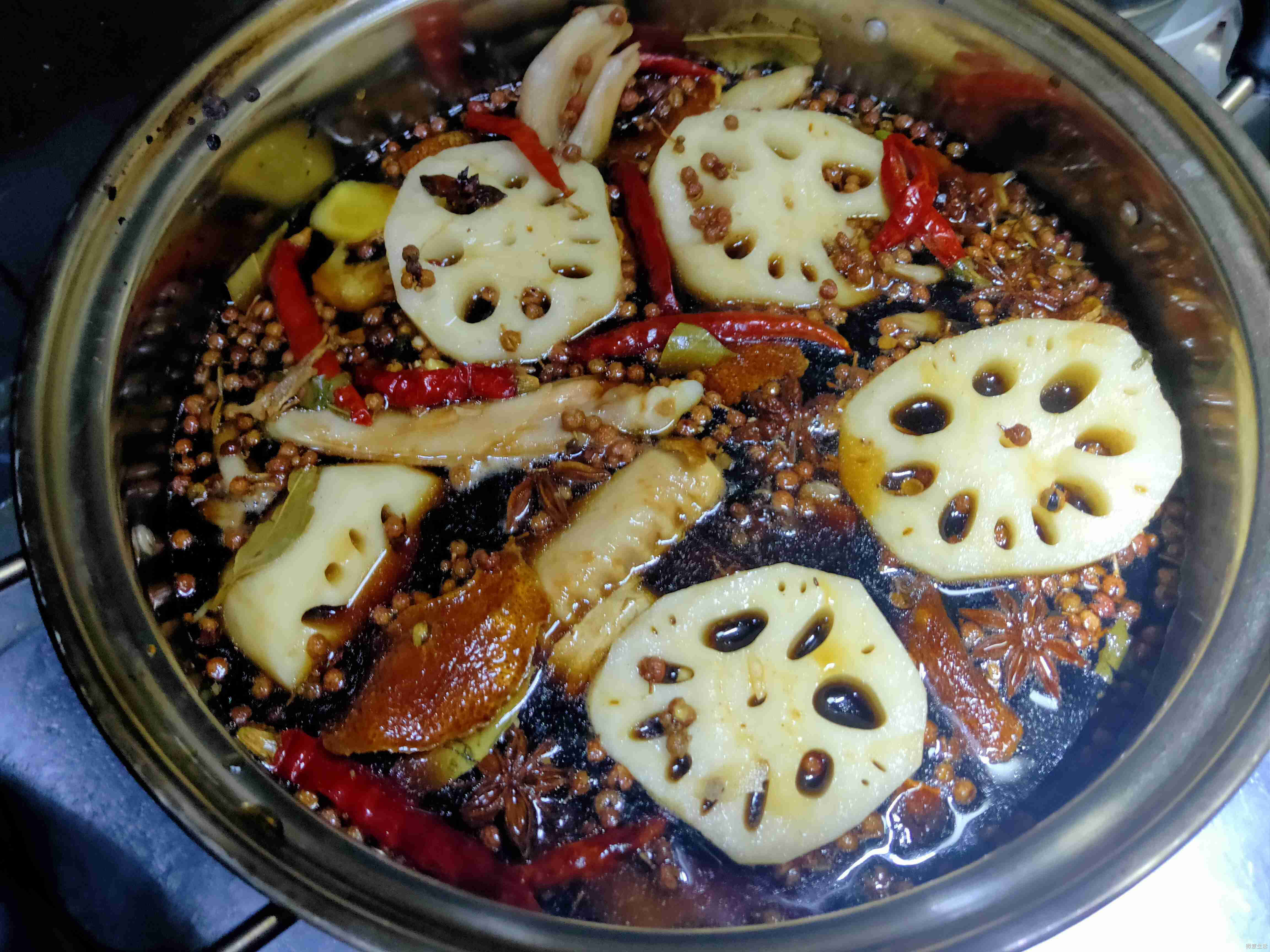 自己在家里做个周黑鸭凉一点摆盘完美