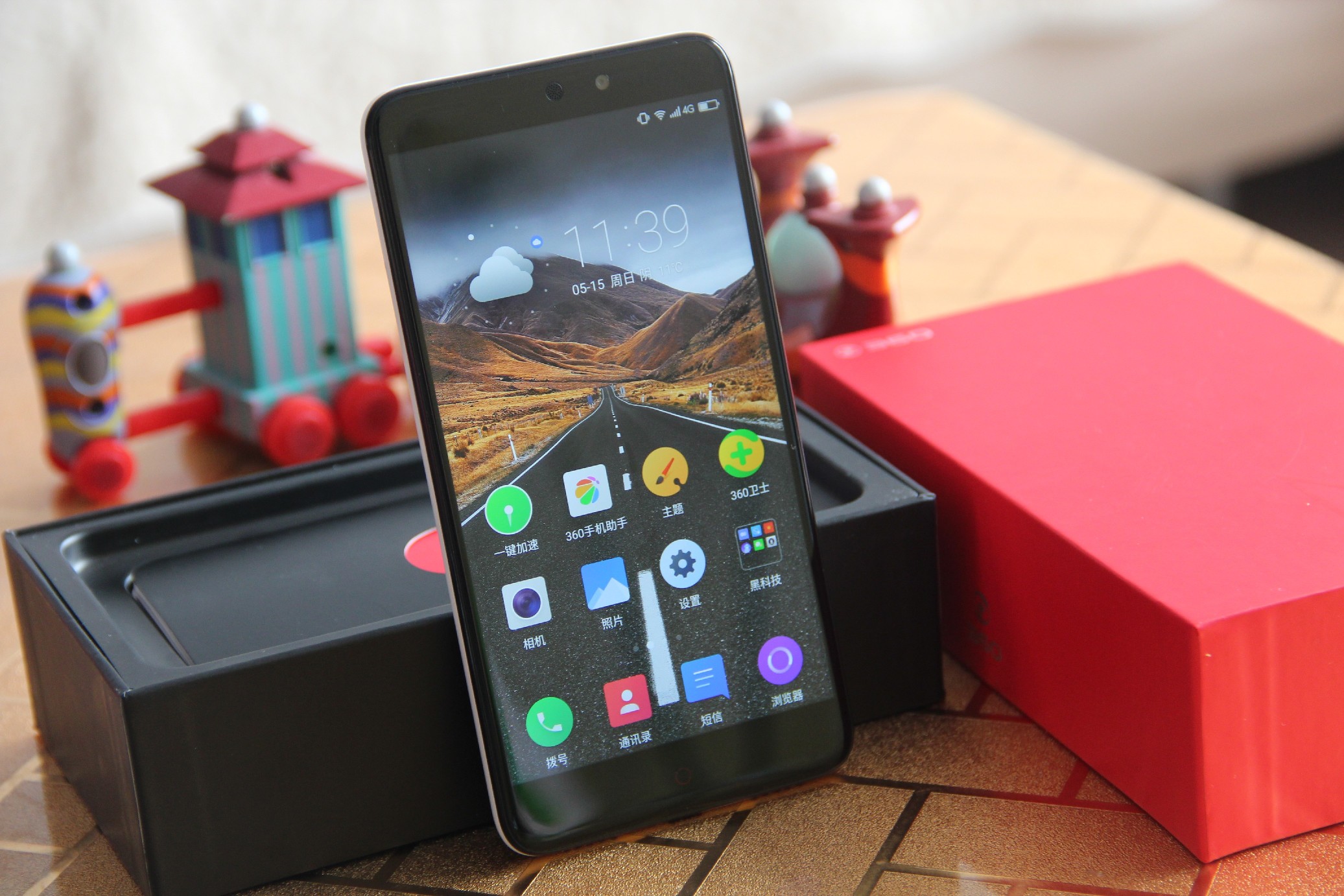 【360手机n4开箱】成功入手第一台360手机(更新图片)