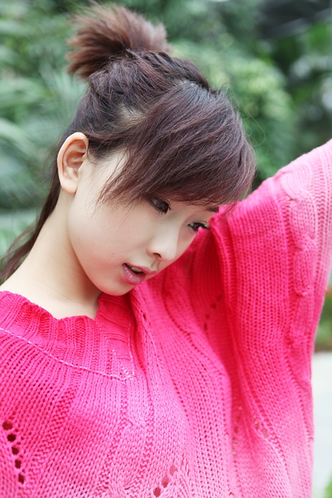 可爱美眉 何曼婷