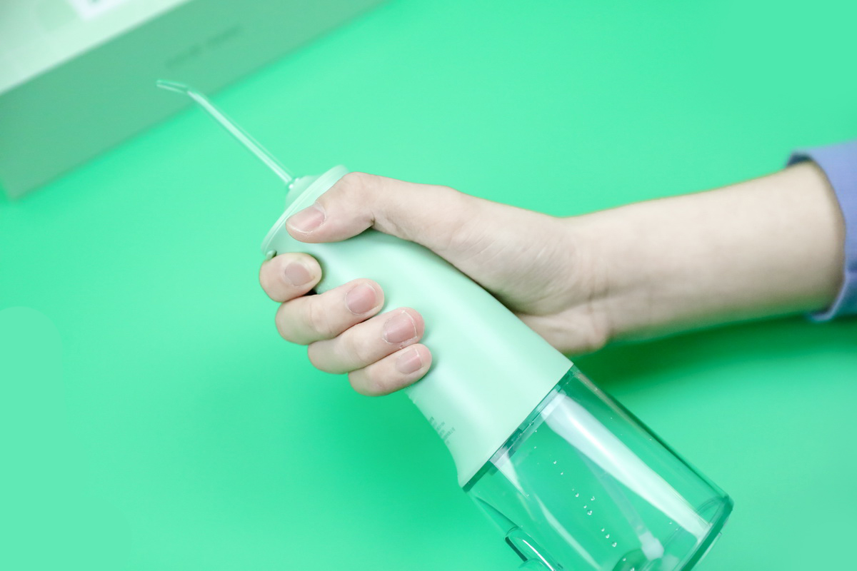 罗曼冲牙器体验:水流压力大,洗牙效果好,这才是我想要的冲牙器