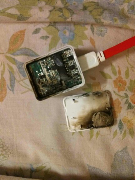 充电器爆炸