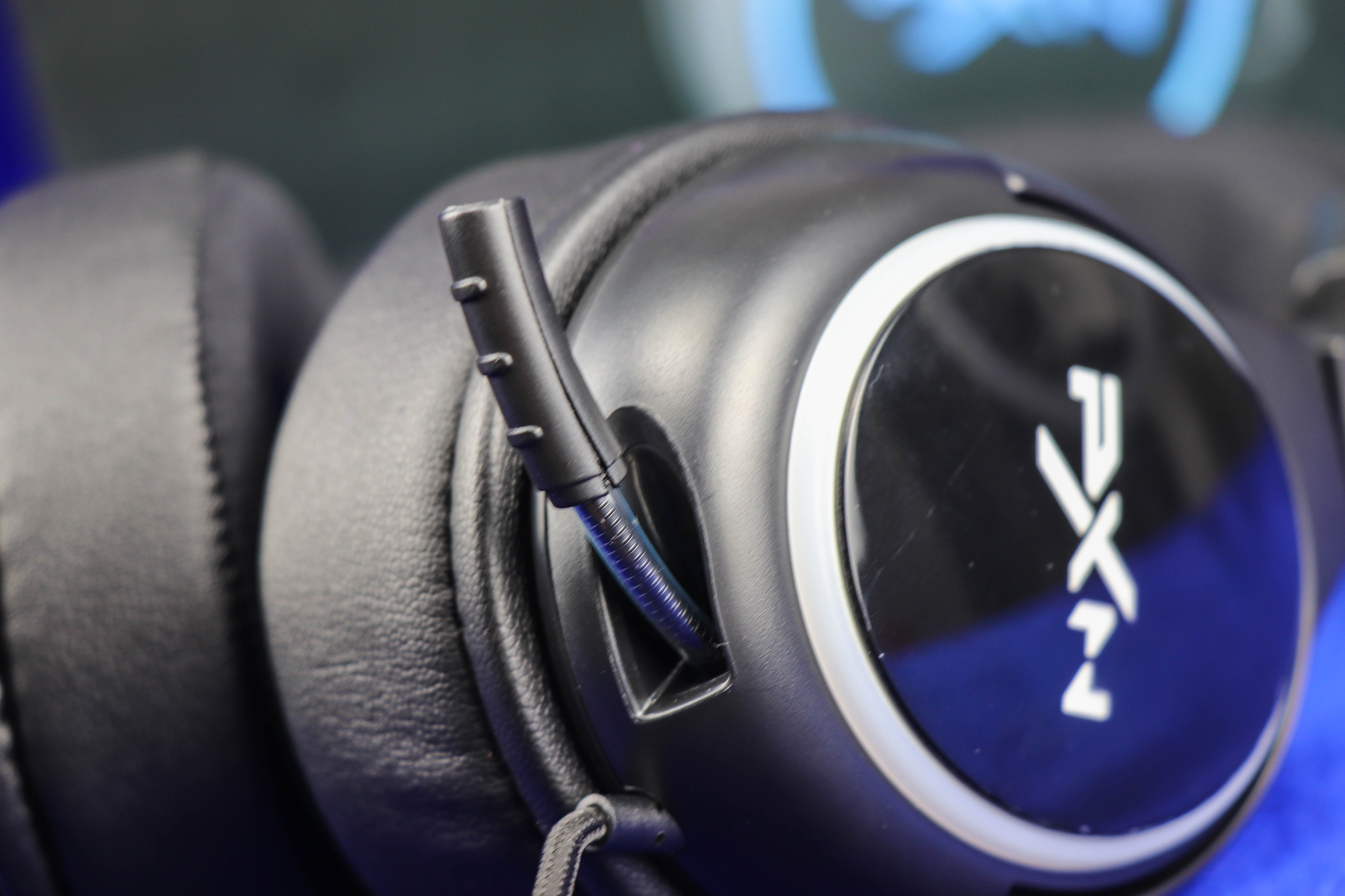 评测莱仕达pxn-u306 头戴式电竞耳机