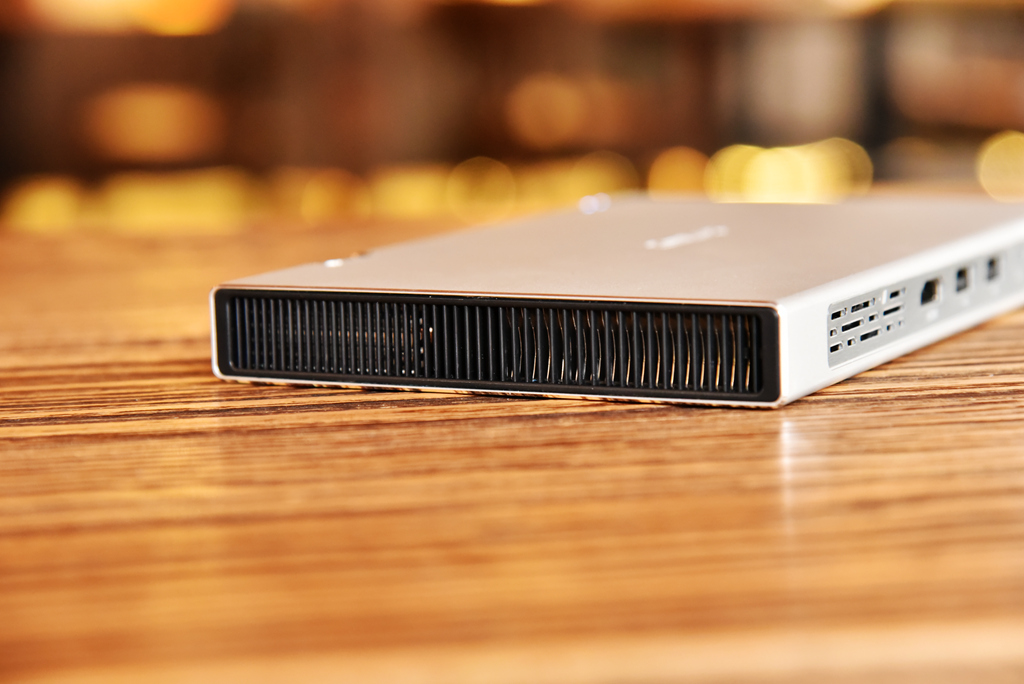 自带黑科技的酷乐视x6c精英版投影体验