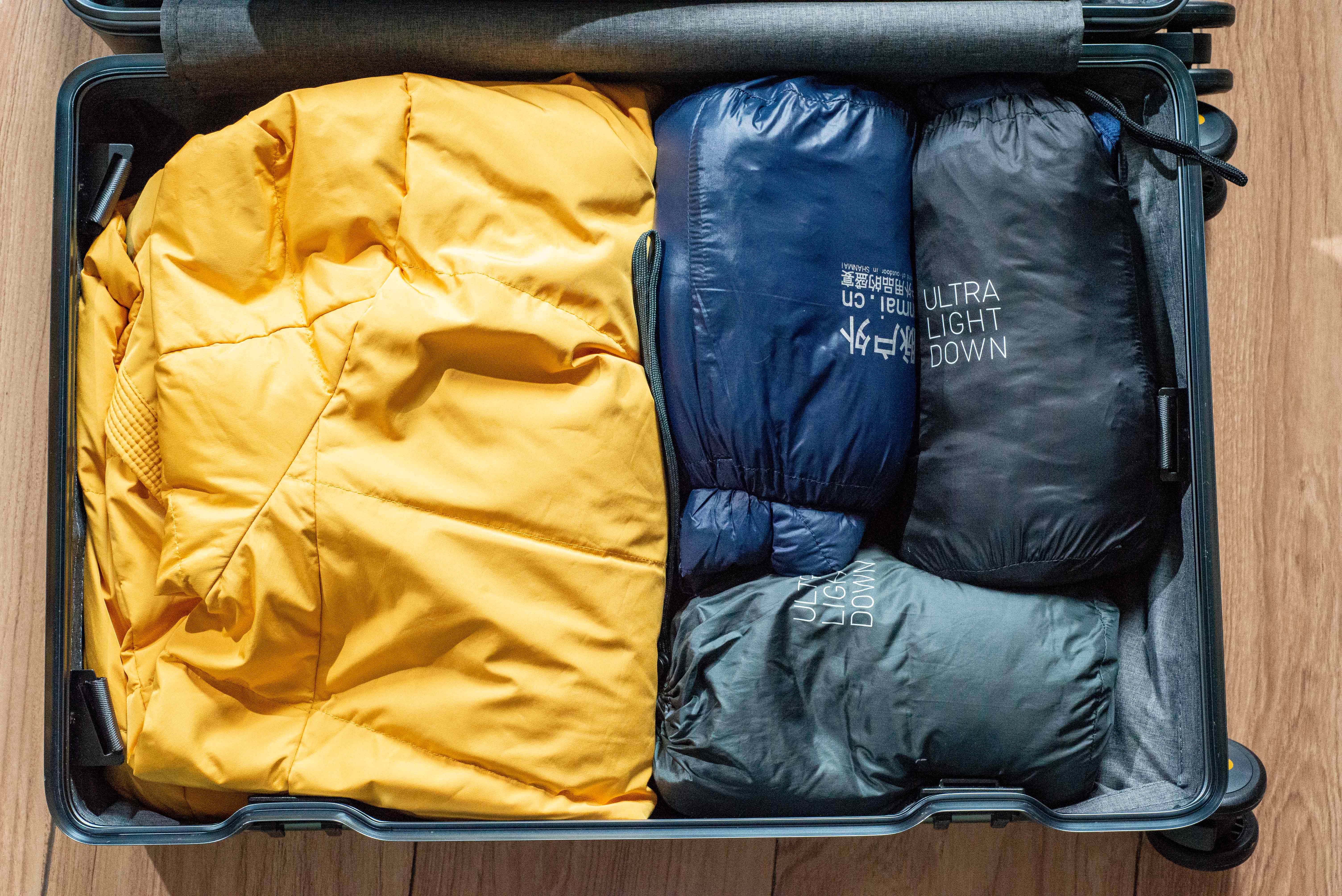 放心出发,快速前进,一手掌控,安全舒适 ~ levels 8 power系列行李箱