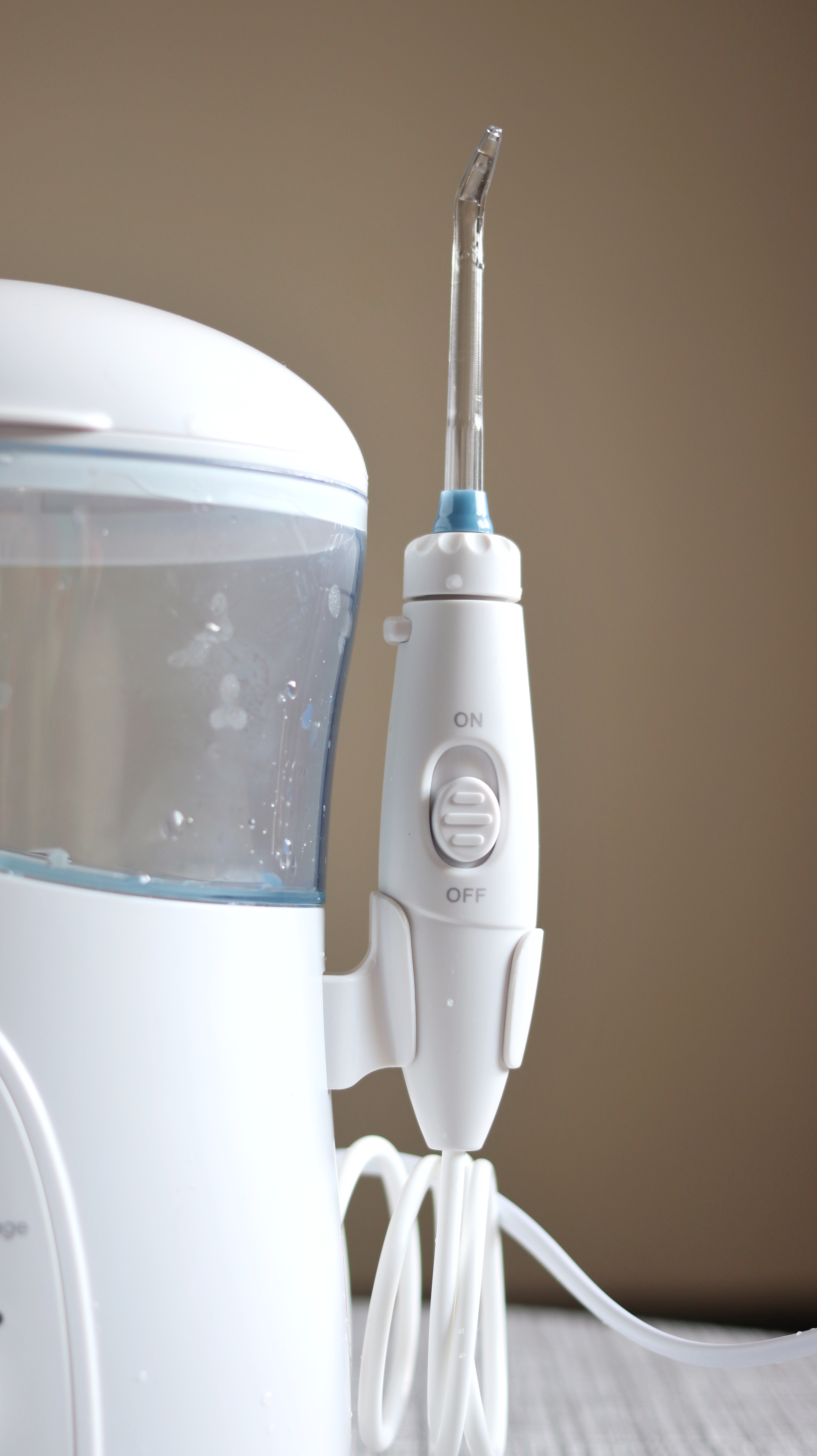 关爱牙齿,绽放自信笑容——心诺x809冲牙器评测