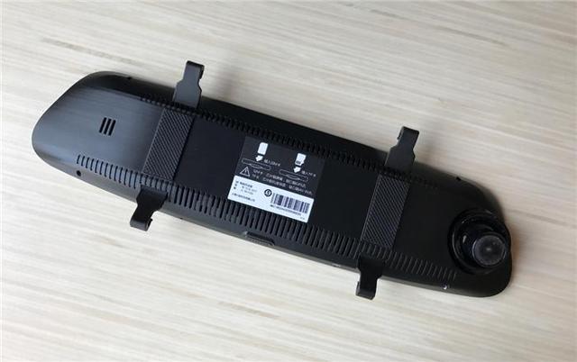 智能车机界的小米——小蚁智能后视镜评测