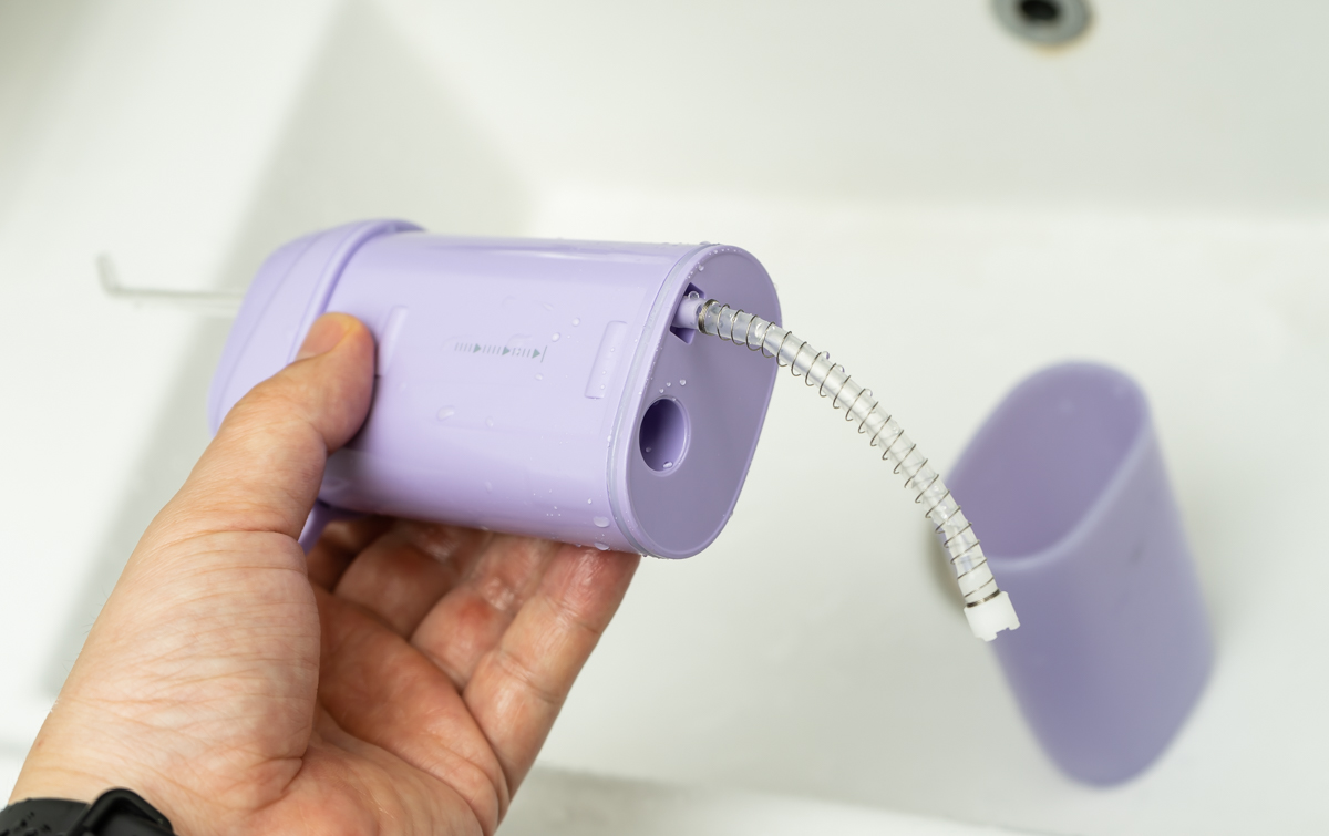 随时随地享受牙齿spa-罗曼×丁香医生联名款冲牙器