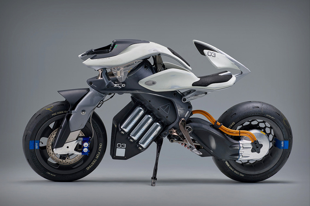 雅马哈motoroid概念摩托车可以跟骑行者交互社区早报