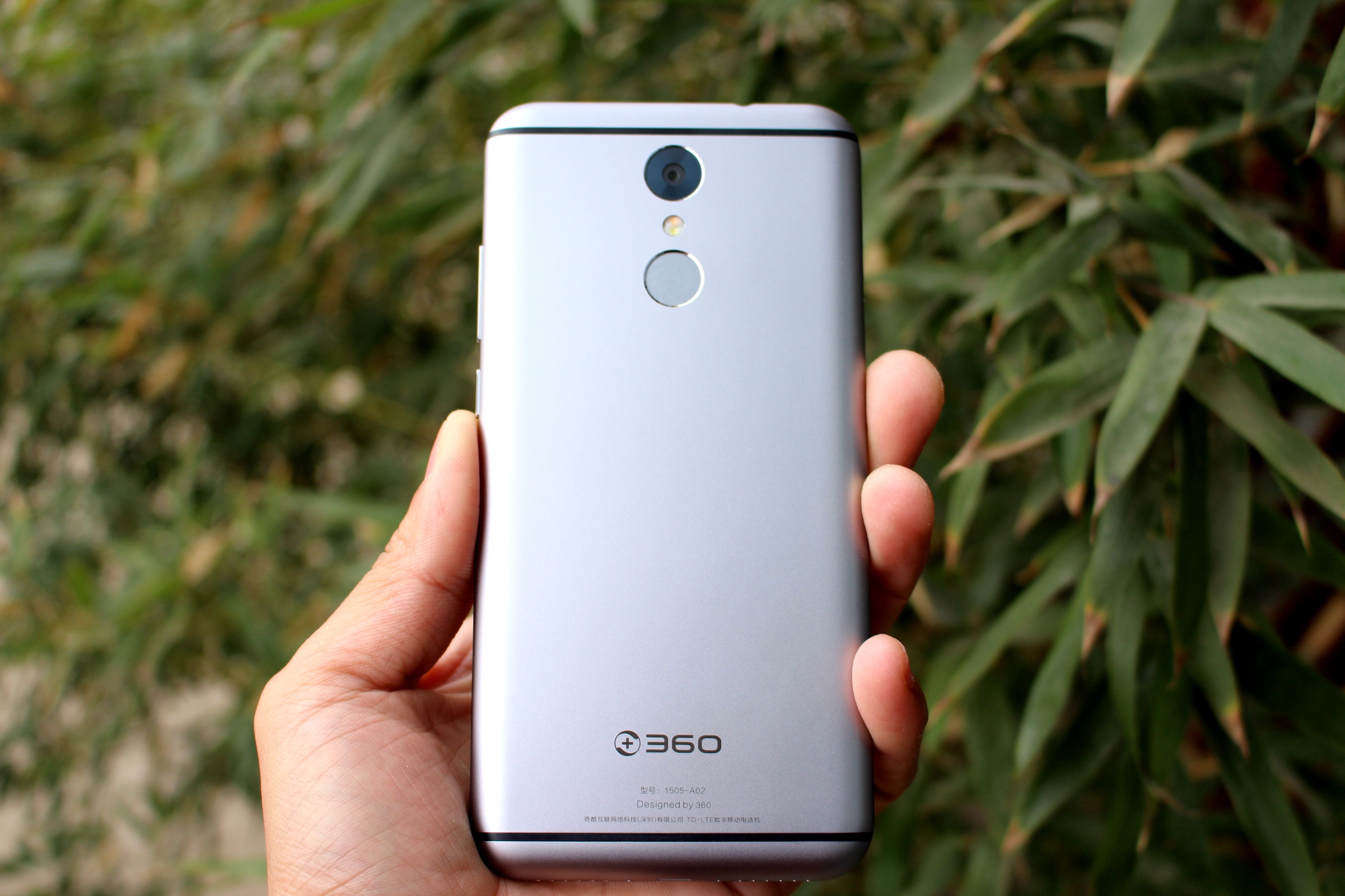 【五月评测】用360n4骁龙版英伦灰手机看《锦绣未央