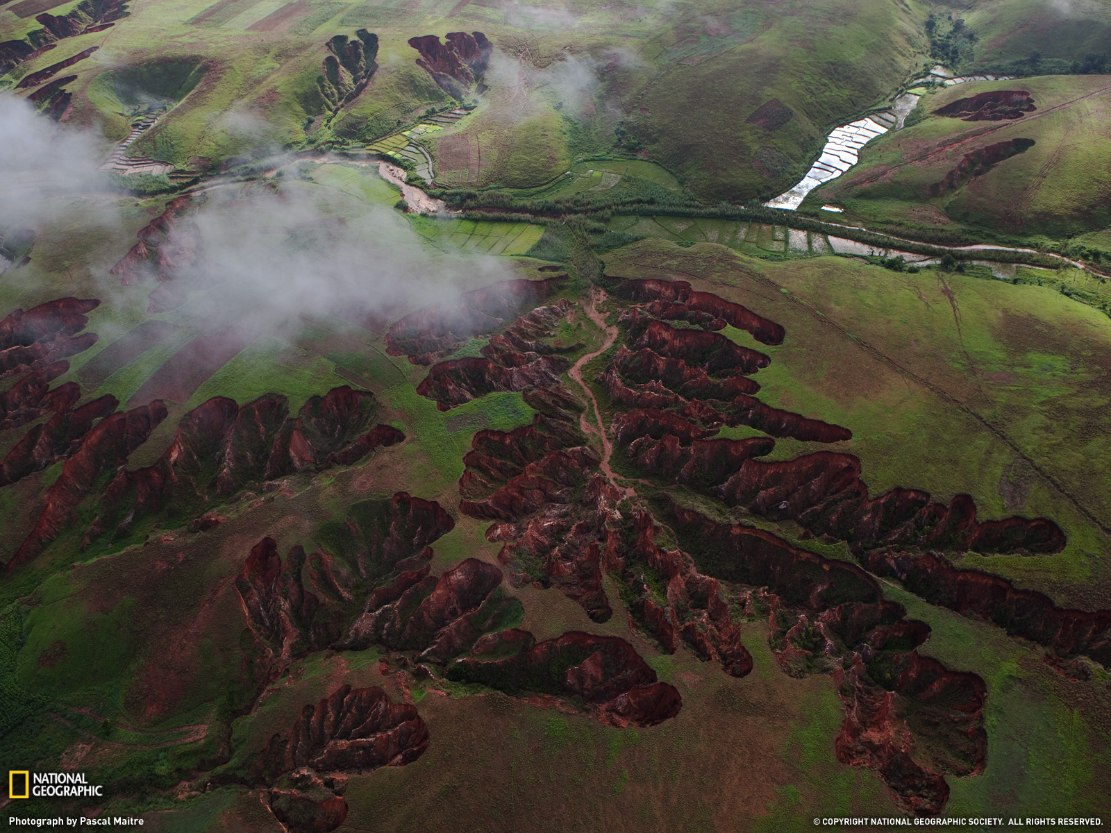 2011年4月7日 马达加斯加侵蚀地貌,惨不忍睹的马达加斯加侵蚀地貌.