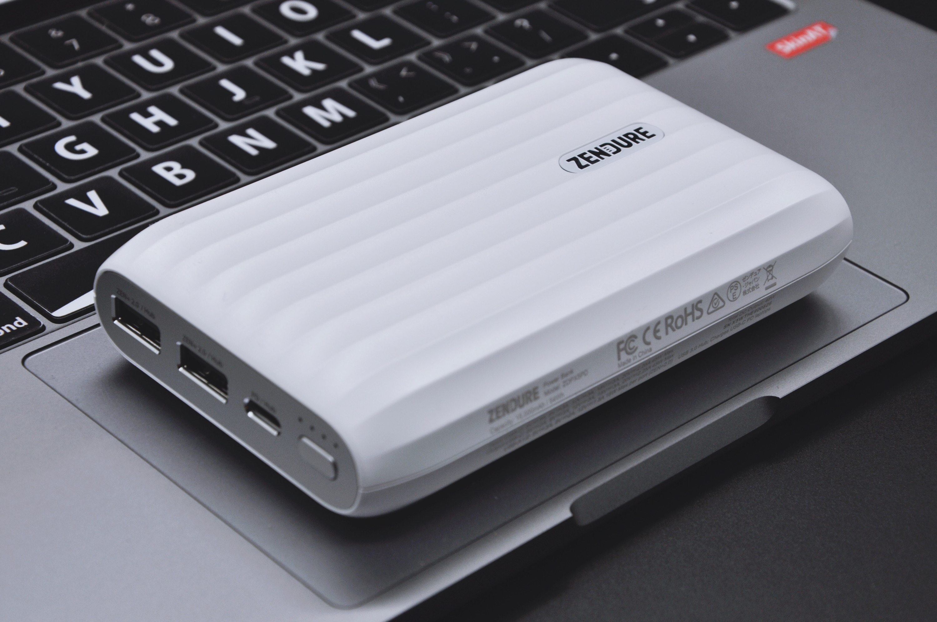 双向45w与hub可以兼得zendure征拓x5多功能充电宝