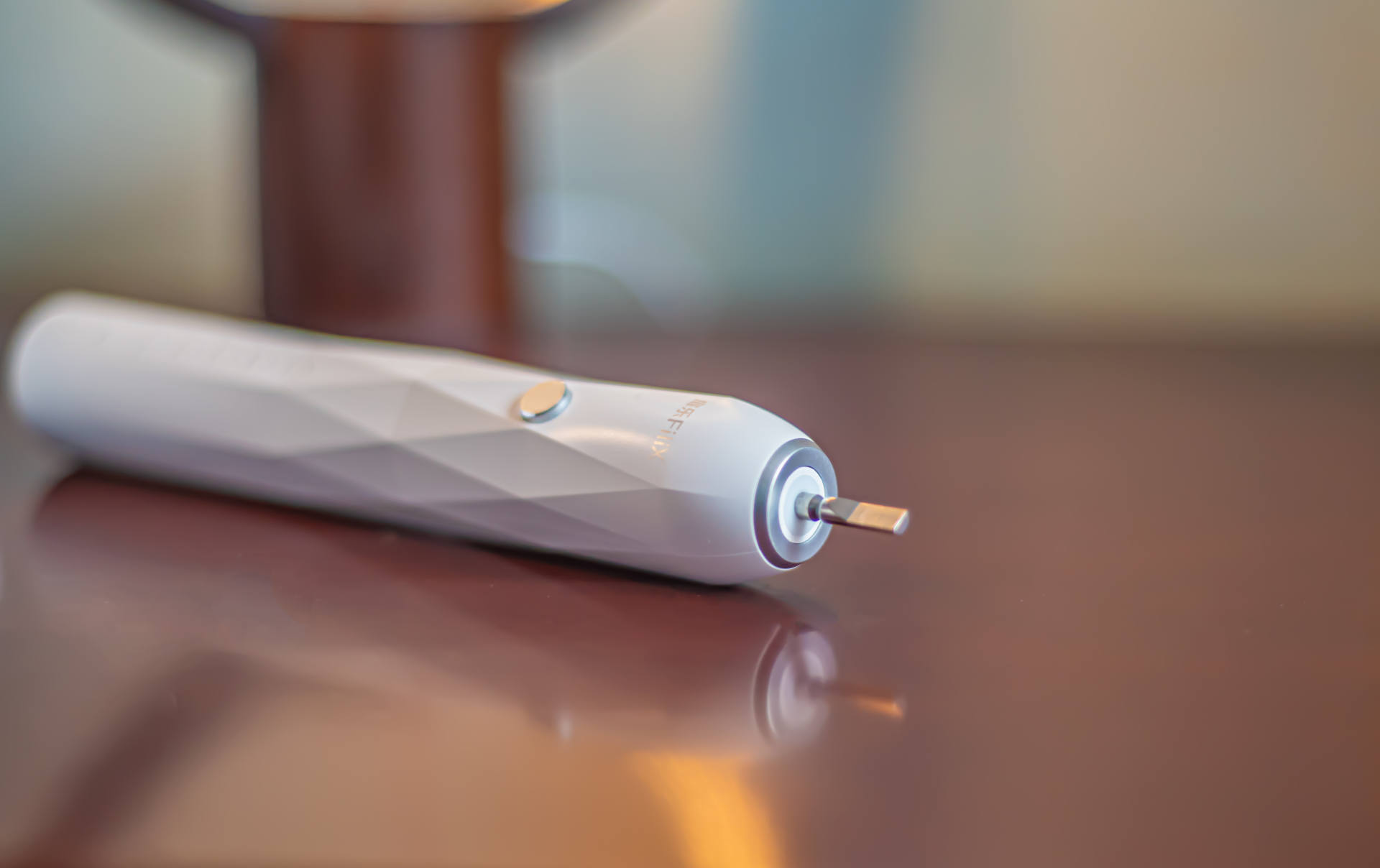 科学清洁,不伤牙——扉乐磁悬浮声波电动牙刷