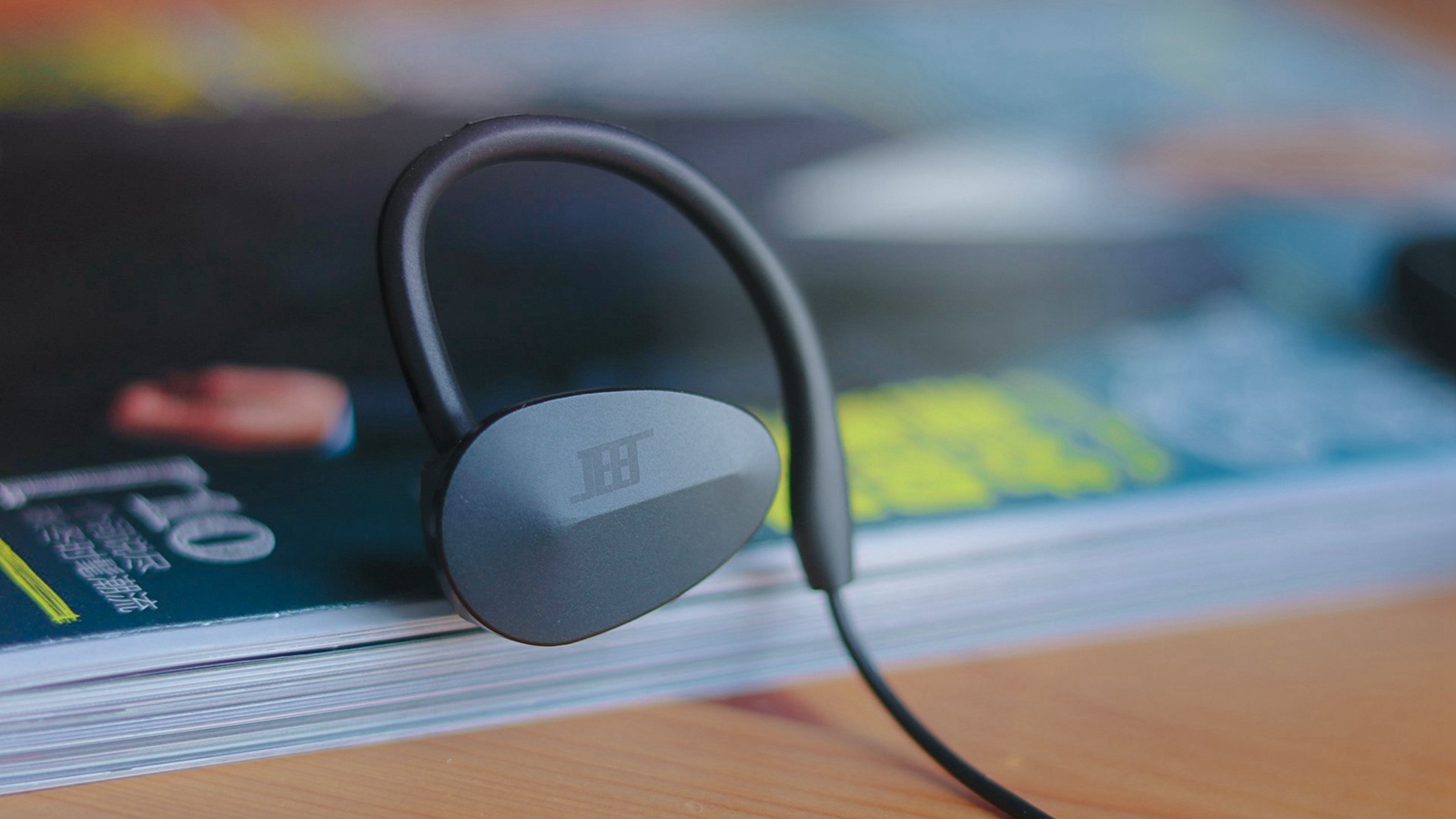 jeet耳机的玄学大片:嫌疑人x的献"声"