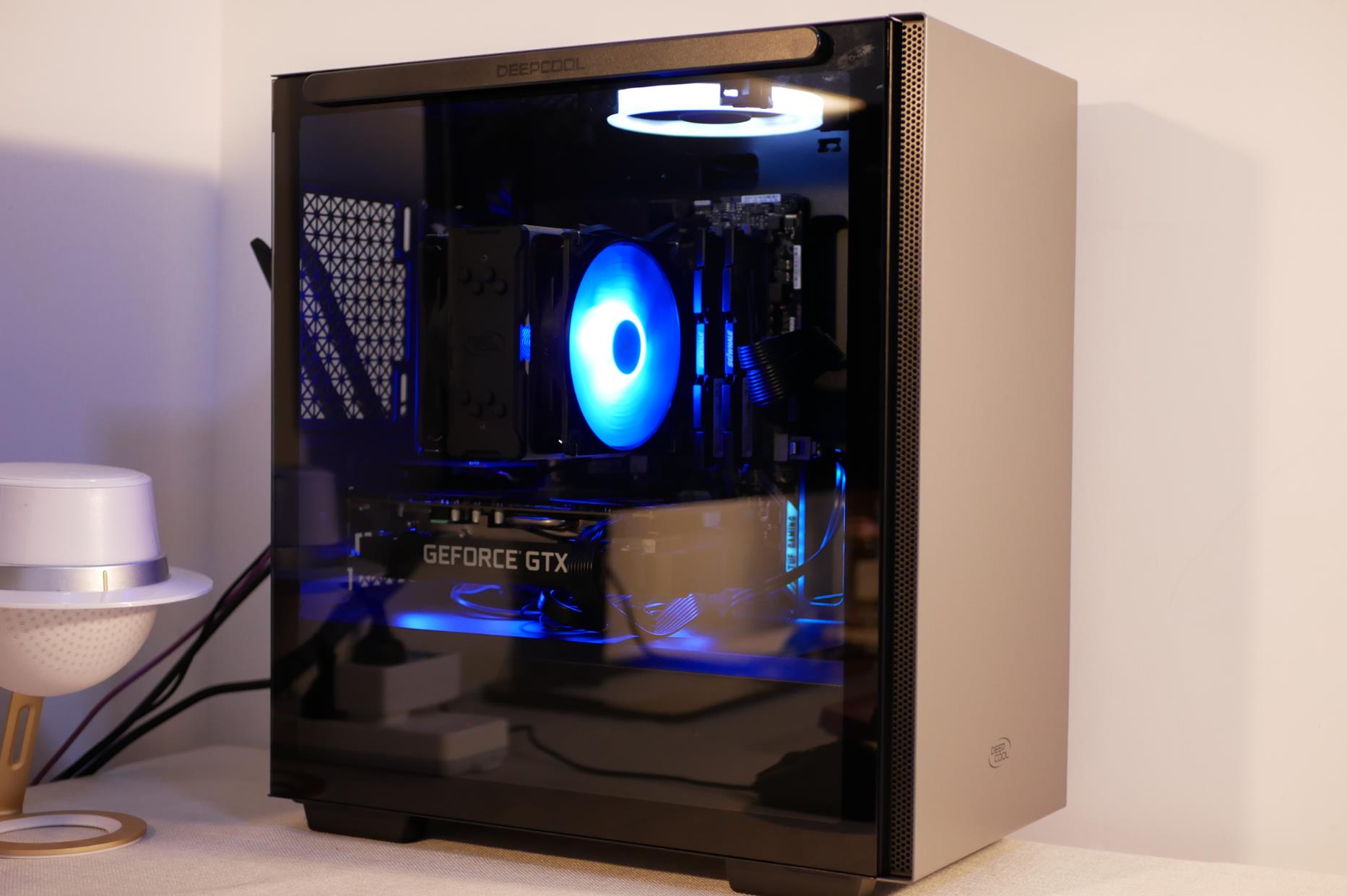 装机不二之选:九州风神魔方110机箱配玄冰400双刃风冷散热器