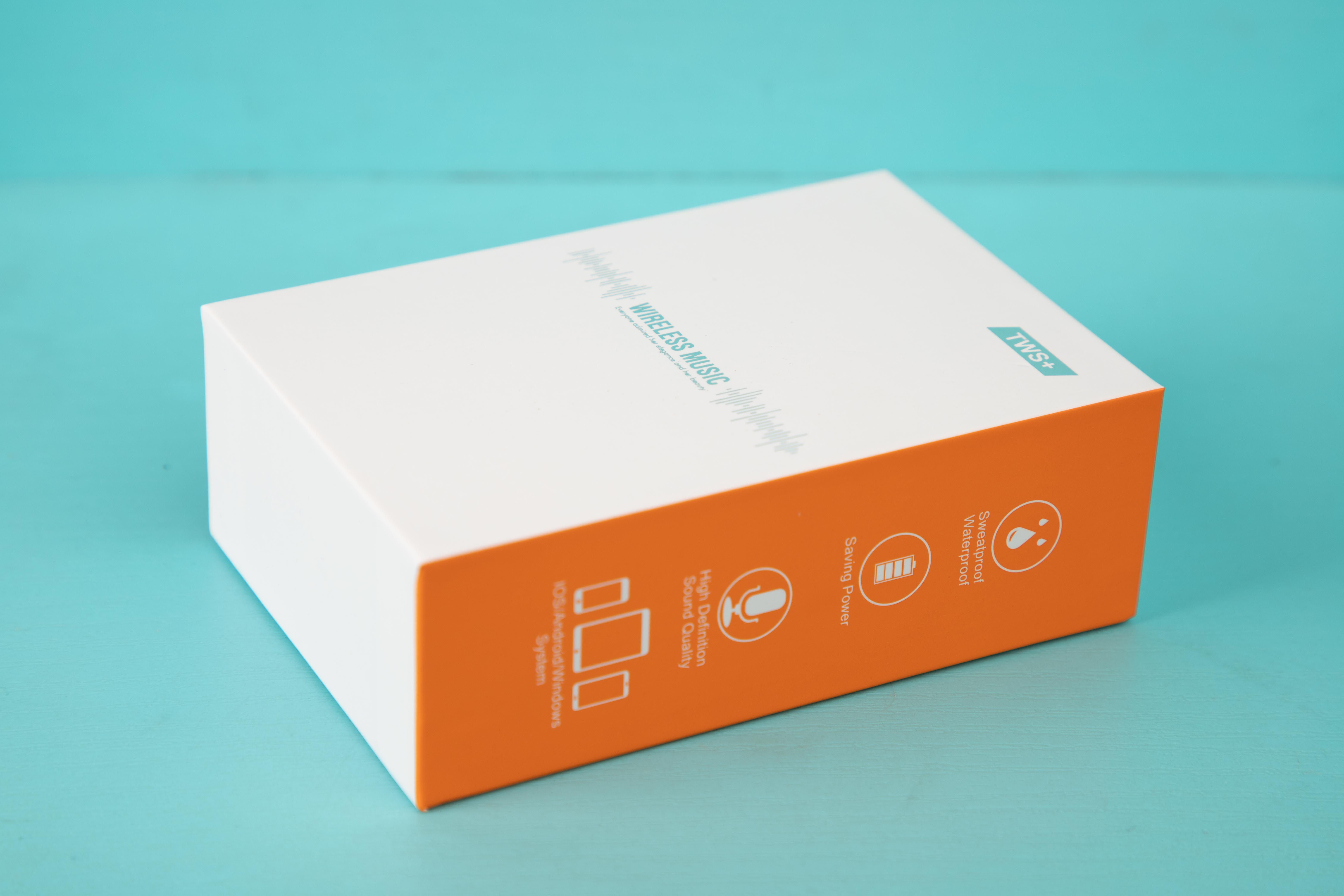 综合版区 69 360众测  先看一下西圣ava迷你真无线蓝牙耳机的包装