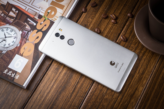 2499元华为mate s大杀器 360奇酷手机旗舰版评测