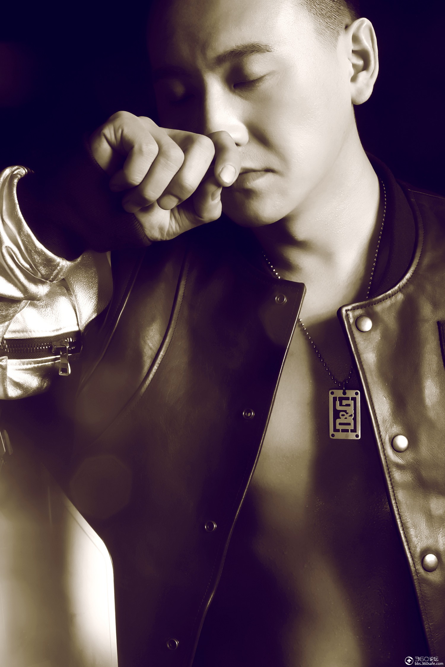 官方专区 问题反馈 ep名称:《情歌还是伤的好》  演唱歌手:二宝  发行